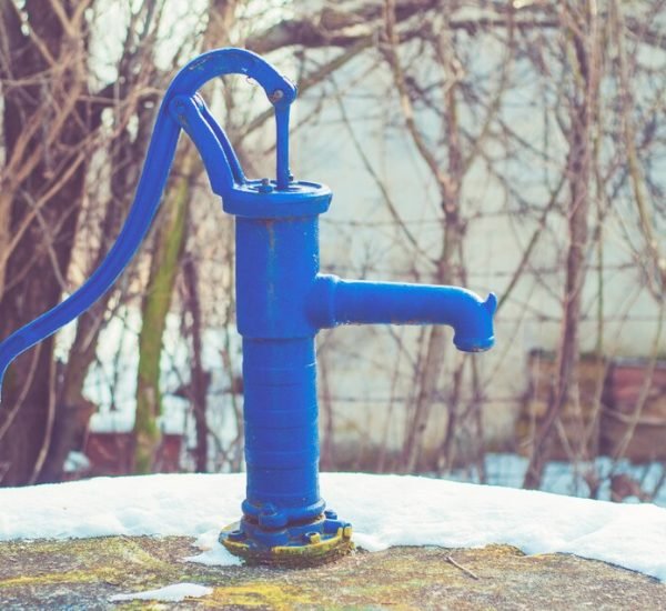 [freepicdownloader.com]-hand-water-pump-retro-style-old-water-pump-large